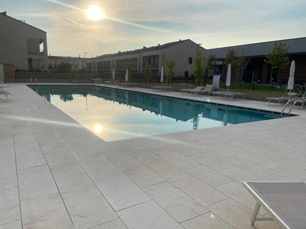 Apartamento Garden Borgo Secolo Peschiera del Garda Exterior foto